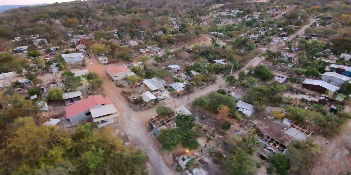 Encabeza Fiscalía desalojo de predio invadido en el cerro Mactumactzá