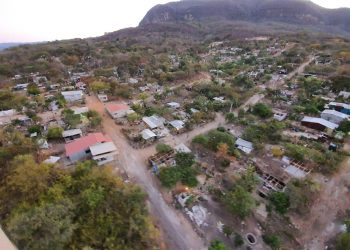 Encabeza Fiscalía desalojo de predio invadido en el cerro Mactumactzá