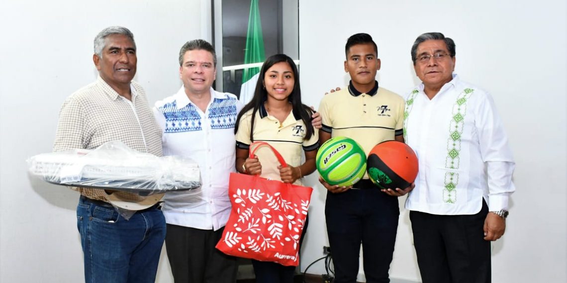 Suman esfuerzos Voluntariado de la Secretaría General de Gobierno y escuelas preparatorias