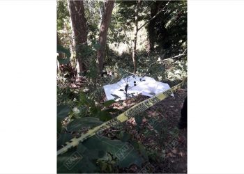 Un muerto y tres heridos deja volcadura en la zona alta de Escuintla