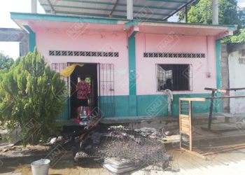 Menores de edad ocasionan incendio de una casa en Mapastepec