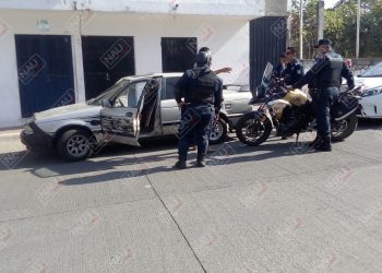 Policías municipales localizan vehículo robado