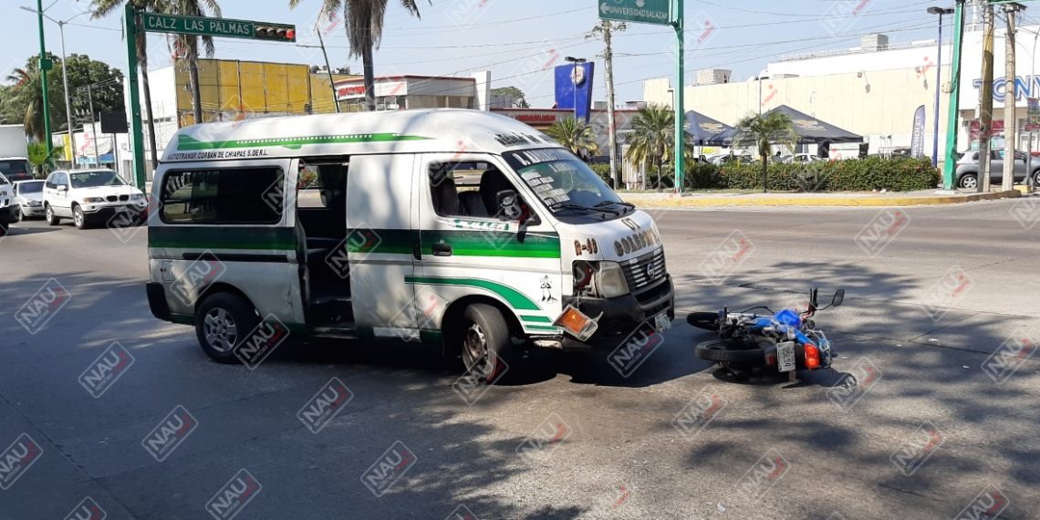 Colectiva Embiste a Motociclista