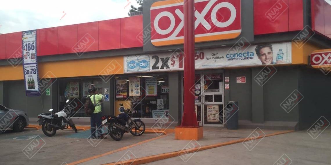 Asaltan Oxxo en los primeros minutos de este jueves
