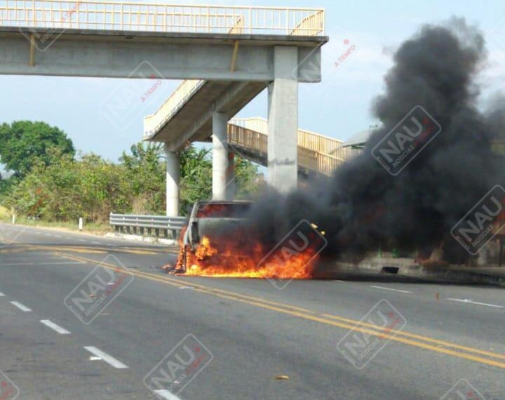 Se incendió vehículo