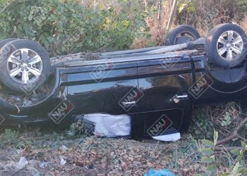 Vuelca vehículo en el Libramiento sur poniente de Tapachula