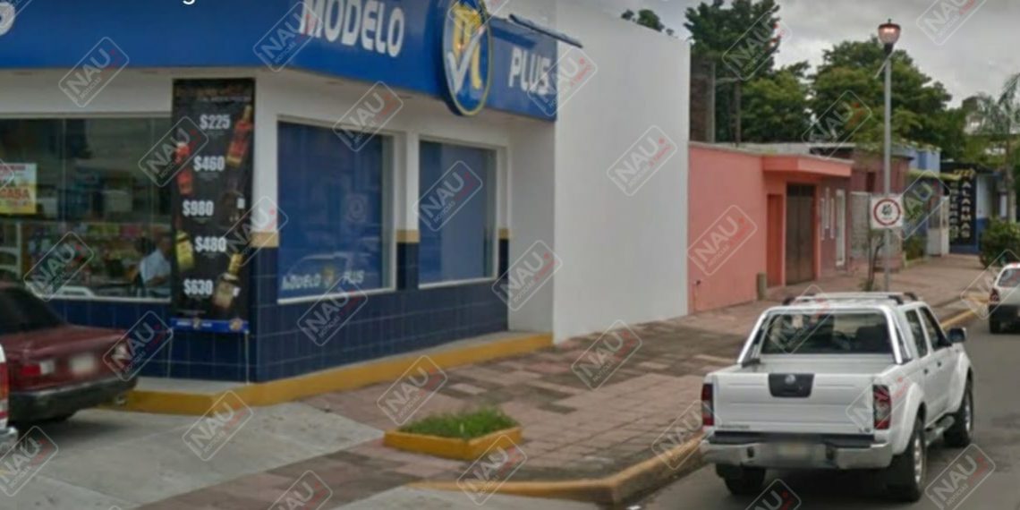 Asaltan a joven y despojan de 20 mil pesos