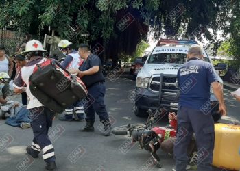 Motociclista y peatón resultaron con lesiones