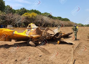 Se desploma avioneta en la zona baja