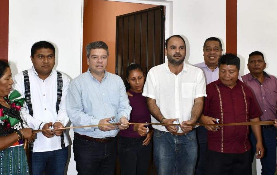 Reinaugura IsmaelBrito Oficialía del Registro Civil, en Toquián Grande