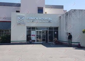 Grave una señora que se cayó en los baños de Aduanas de cerro gordo