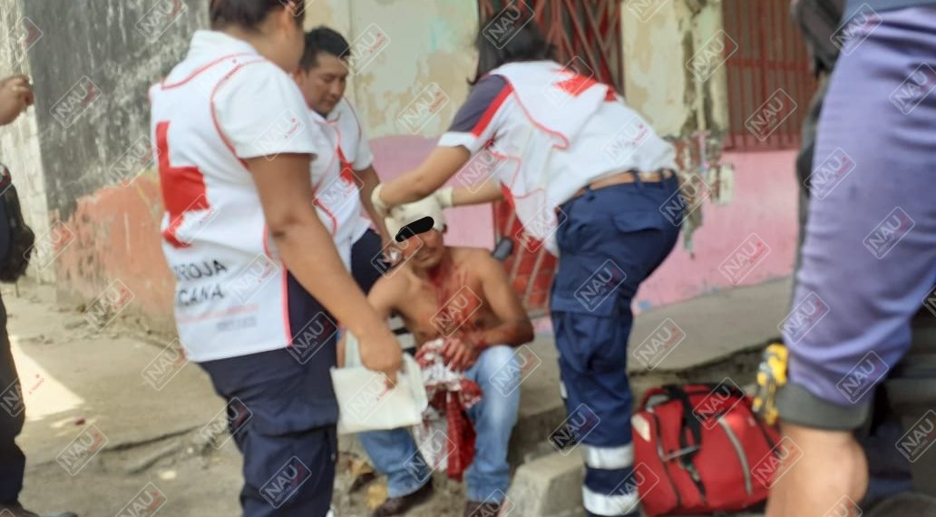 De un botellazo le abrieron la cabeza