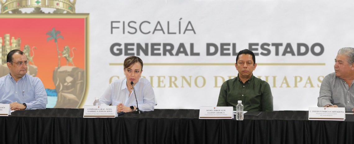 Sostiene Llaven Abarca reunión de trabajo con transportistas del estado