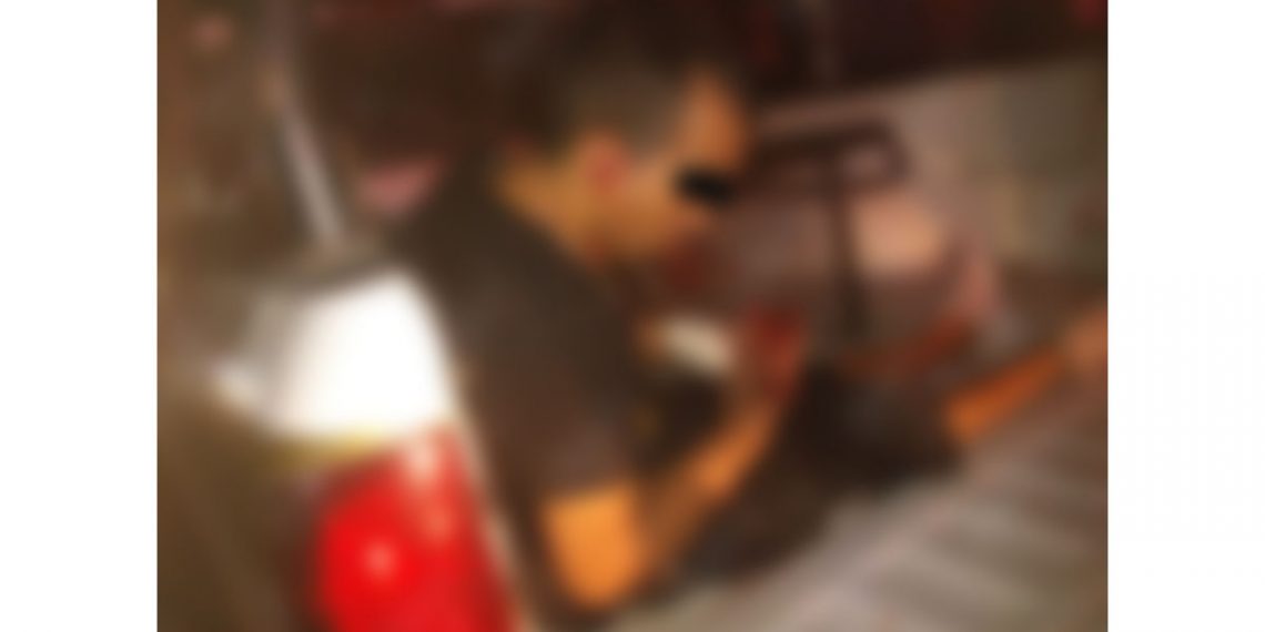 Cubanos lesionados a agarrarse a machetazos