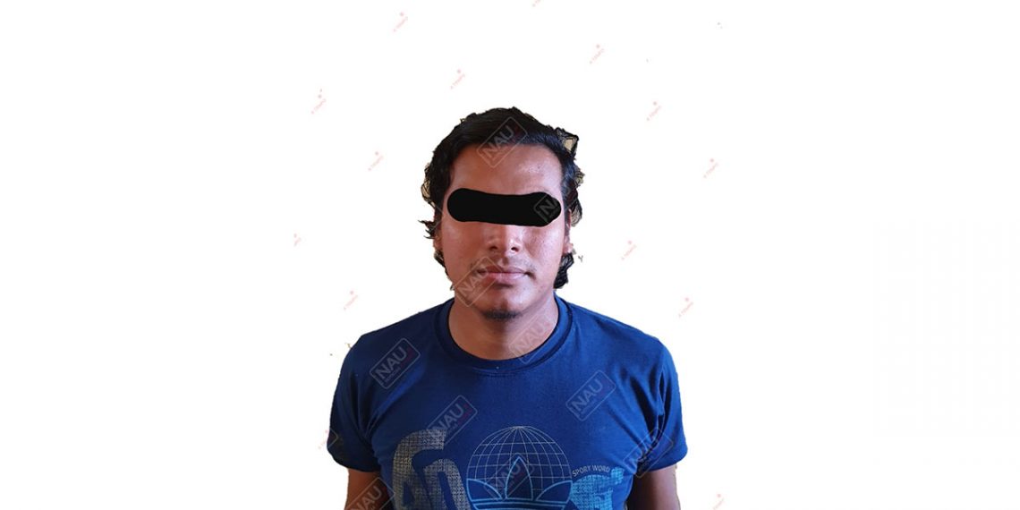 Detenido con las manos en el estéreo de un vehículo