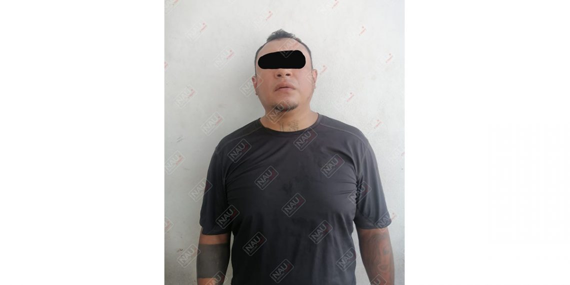 Presunto integrante de la MS fue detenido en el Estacionamiento de una tienda de auto servicio