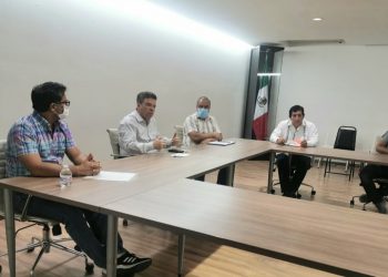 Gobierno da seguimiento a maestros acreditados