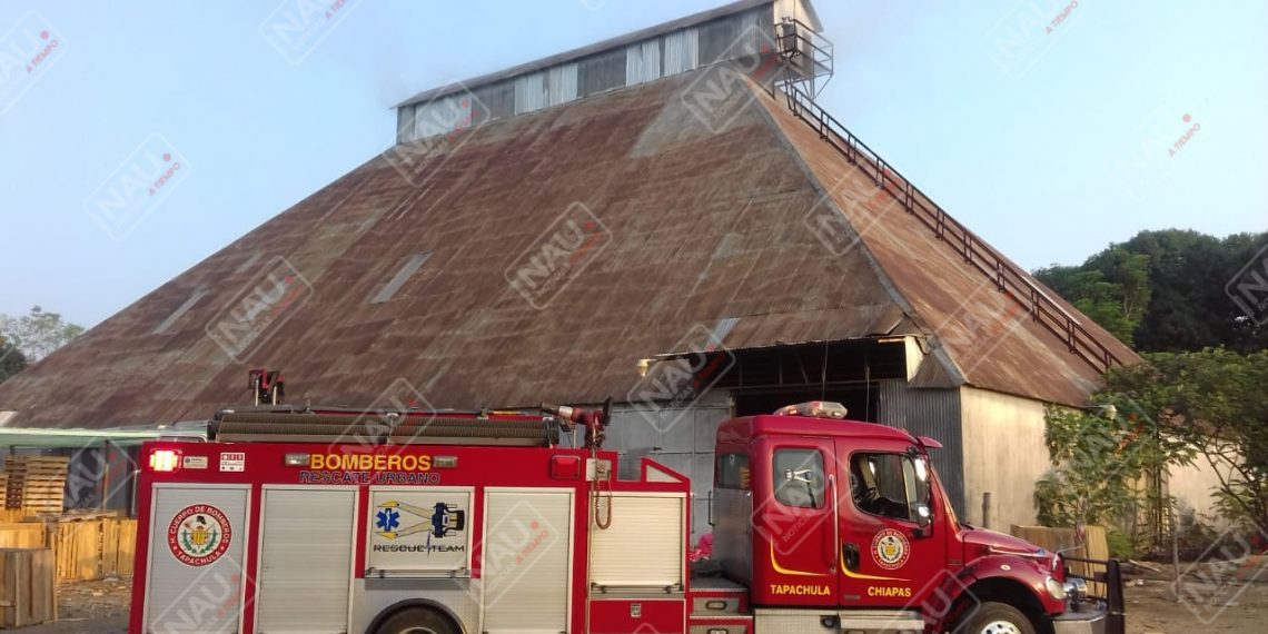 Bomberos sofocan dos Incendios
