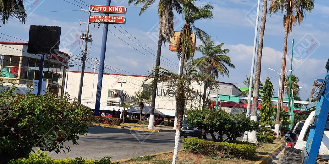 Le robaron su motocicleta