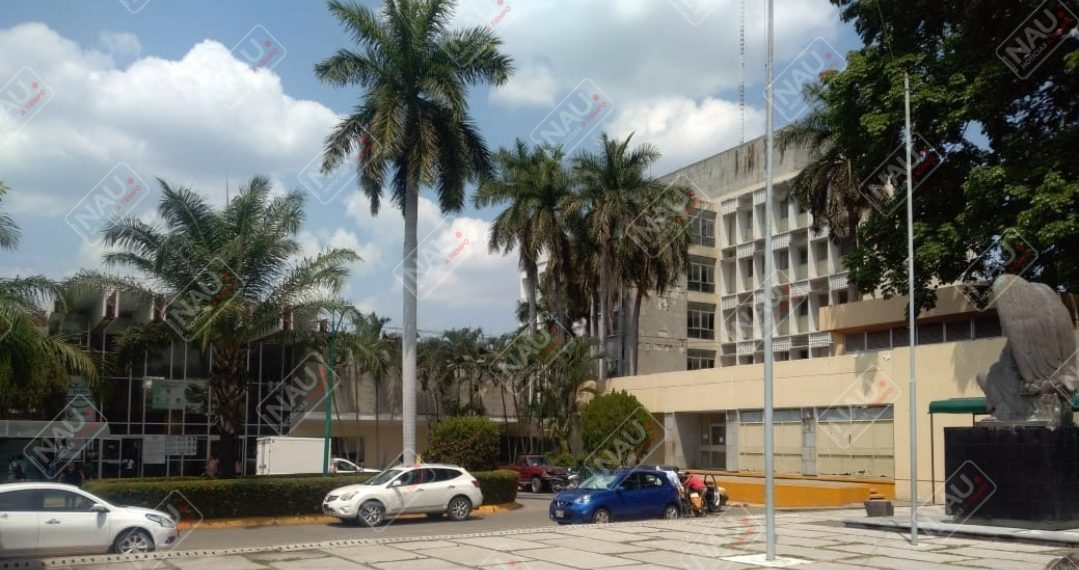 Por no regalar 10 pesos le enterraron un cúter en el brazo