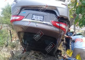 Dos mujeres lesionadas al volcar el vehículo en que viajaban