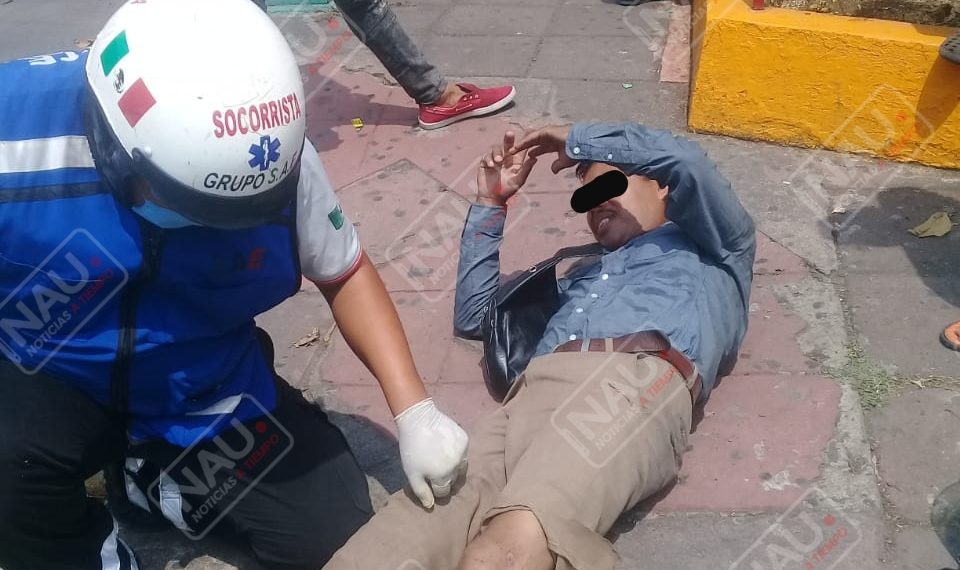 Vehículo no identificado atropella a motociclista