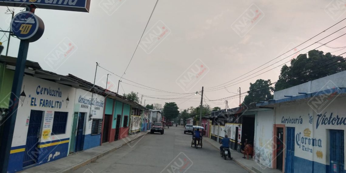 Policías realizan operativo para evitar cantinas abiertas en Mapastepec por COVID 19