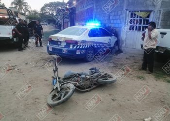 Persecución deja dos policías lesionados