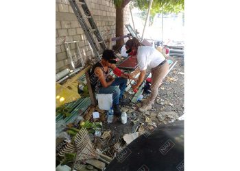 Joven se desmayó en una obra