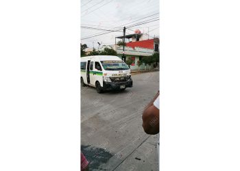 Combi de la Ruta Indeco Cebadilla fue chocada