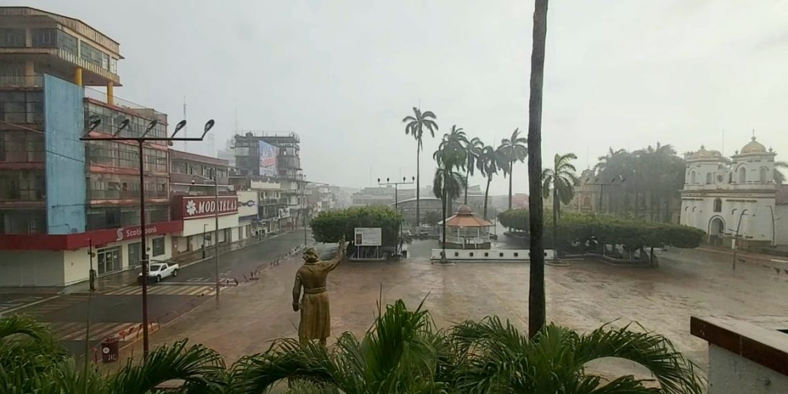 EXHORTA AYUNTAMIENTO A TOMAR MEDIDAS PREVENTIVAS Y DE AUTOPROTECCIÓN ANTE LA TEMPORADA DE LLUVIAS