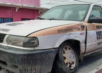 Chocaron un taxi, el responsable se dio a la fuga