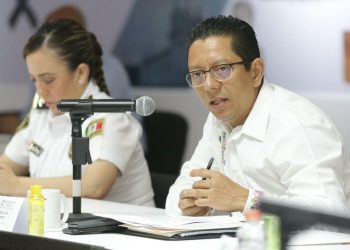 Pide Llaven a alcaldes reforzar estrategias del Plan Estatal COVID-19 en sus municipios