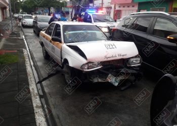 Taxista ebrio chocó contra un vehículo VMW