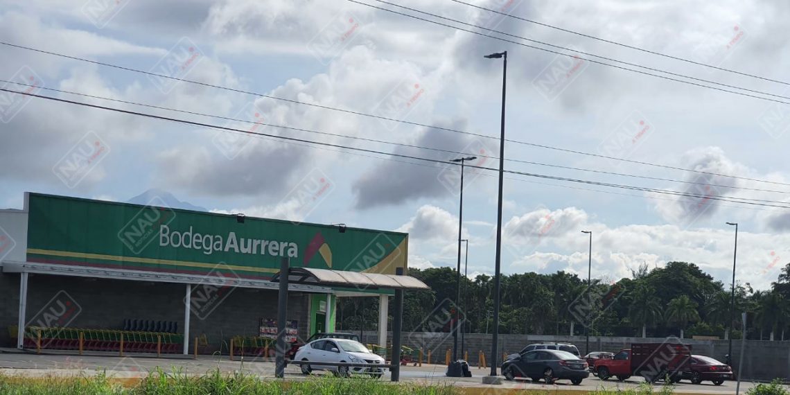 Tres días después denuncia Bodega Aurrera a los delincuentes que asaltaron