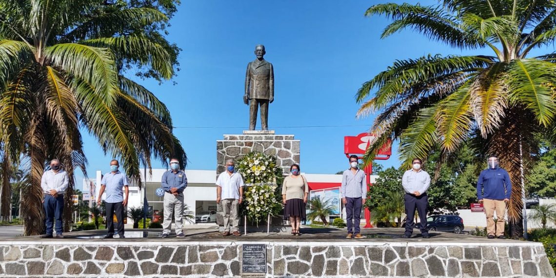 AYUNTAMIENTO DE TAPACHULA RECONOCE LABOR DE PERIODISTAS Y COMUNICADORES