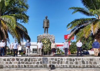 AYUNTAMIENTO DE TAPACHULA RECONOCE LABOR DE PERIODISTAS Y COMUNICADORES