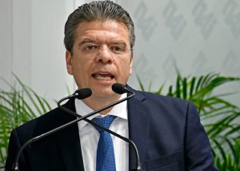 Exhorta Ismael Brito a alcaldes reforzar comunicación para evitar pánico en los municipios