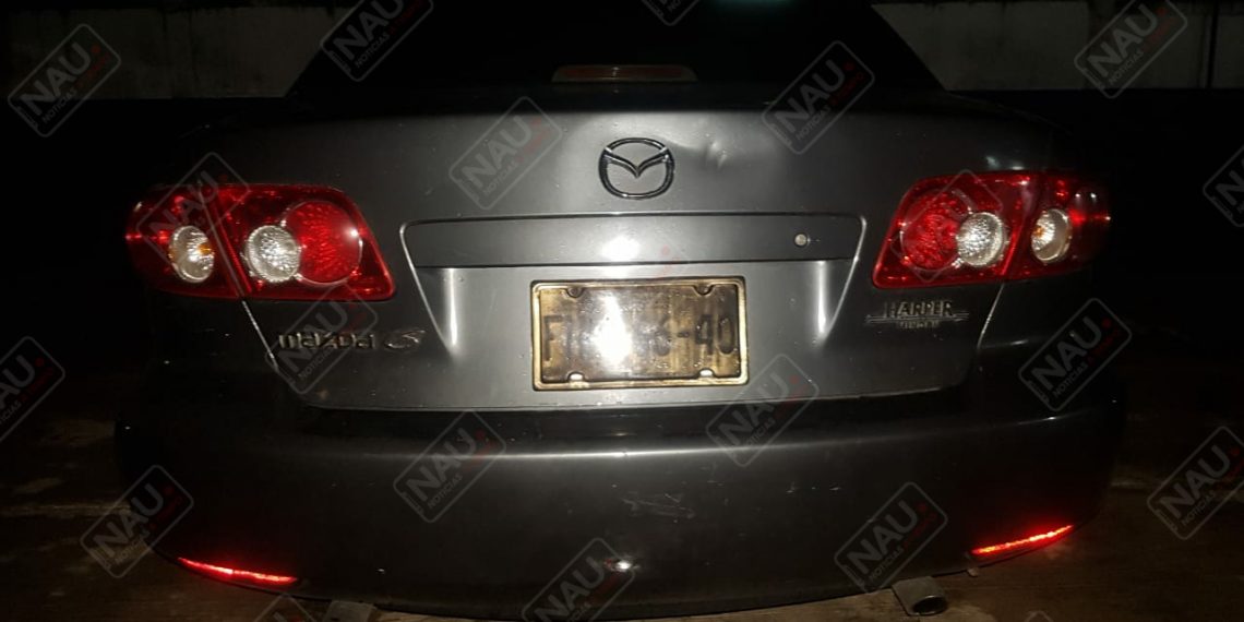 Abandonan un vehículo