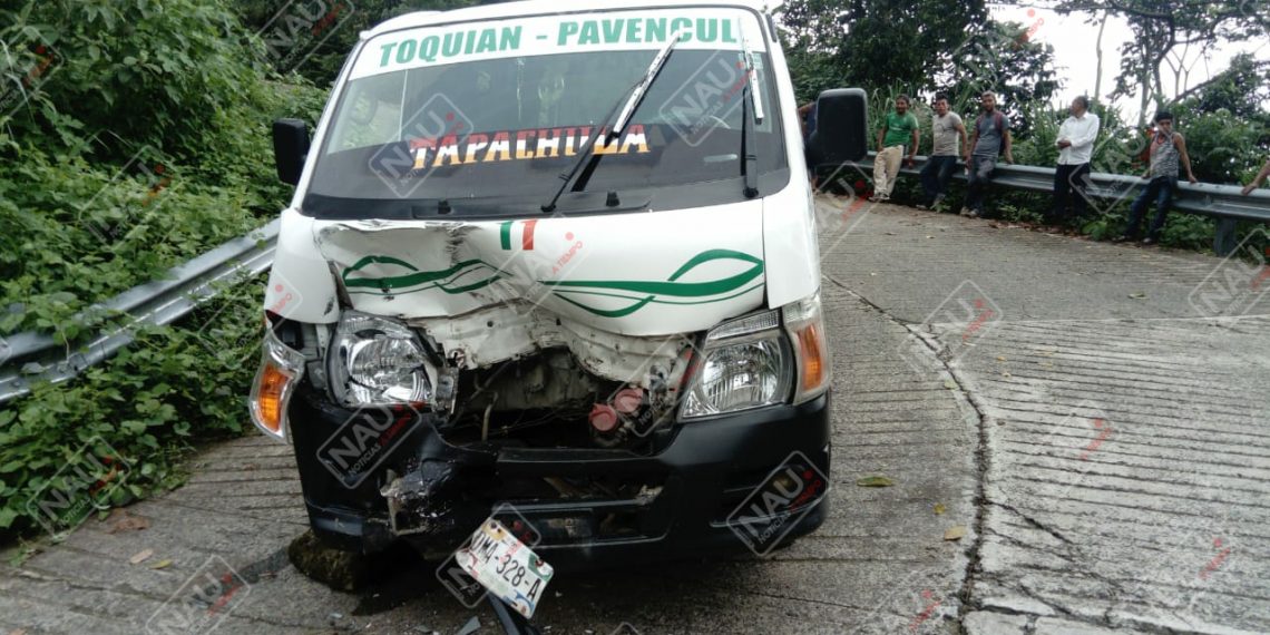Nueve lesionados en accidente en la zona alta de Cacahoatán