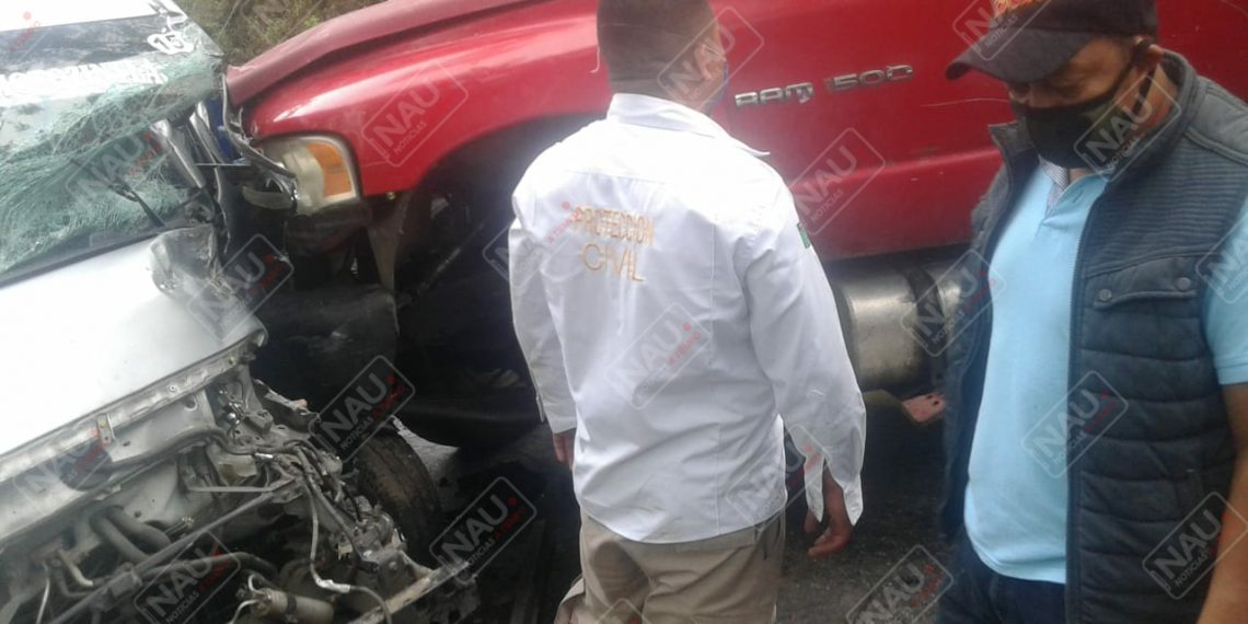 Seis lesionados en choque entre un volteo y una combi de pasaje en Motozintla