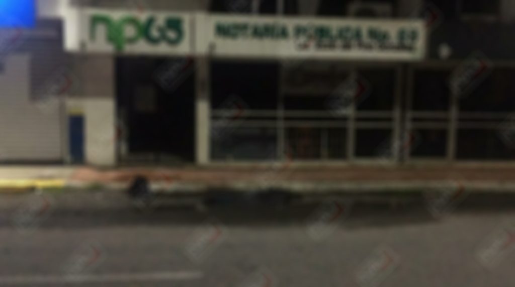 Se ahogó en un charco de agua