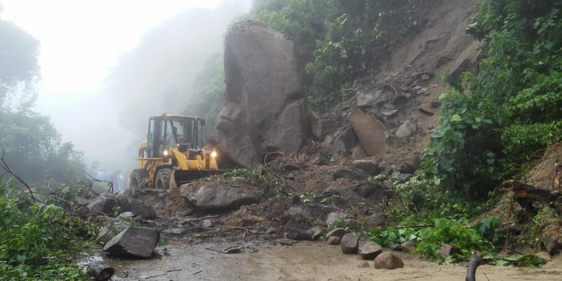 Se Intensifican Trabajos Para Abrir Carretera Afectada Por Derrumbes En La Zona Alta De Tapachula