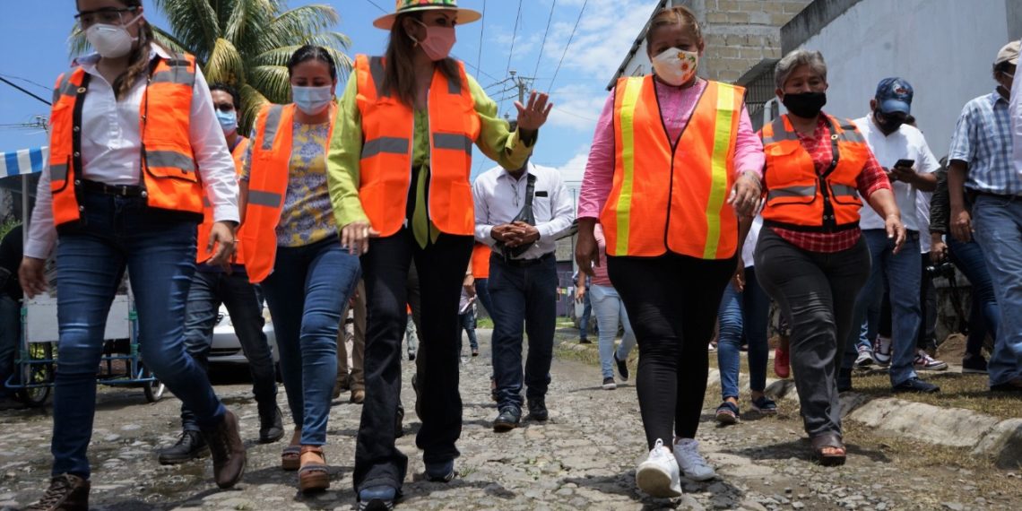 Inician Obra De Construcción De Calle En Fraccionamiento El Paraíso