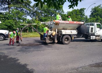 Ayuntamiento De Tapachula Refuerza Bacheo Asfáltico En Sector Nor-Poniente