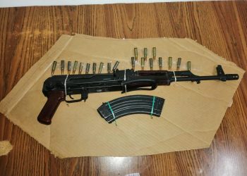 Detiene FGE a implicados en robo ejecutado con violencia y portación de arma de fuego en Tuxtla