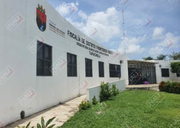 Roban camioneta y motocicleta en Tapachula