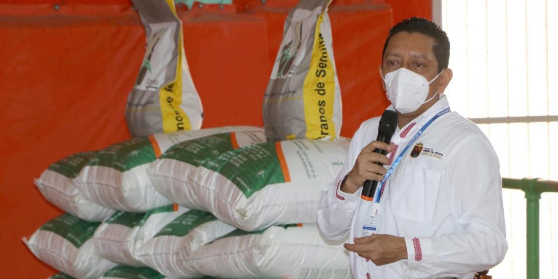 Reconoce Llaven compromiso de campesinos para salvaguardar el patrimonio ecológico de Chiapas