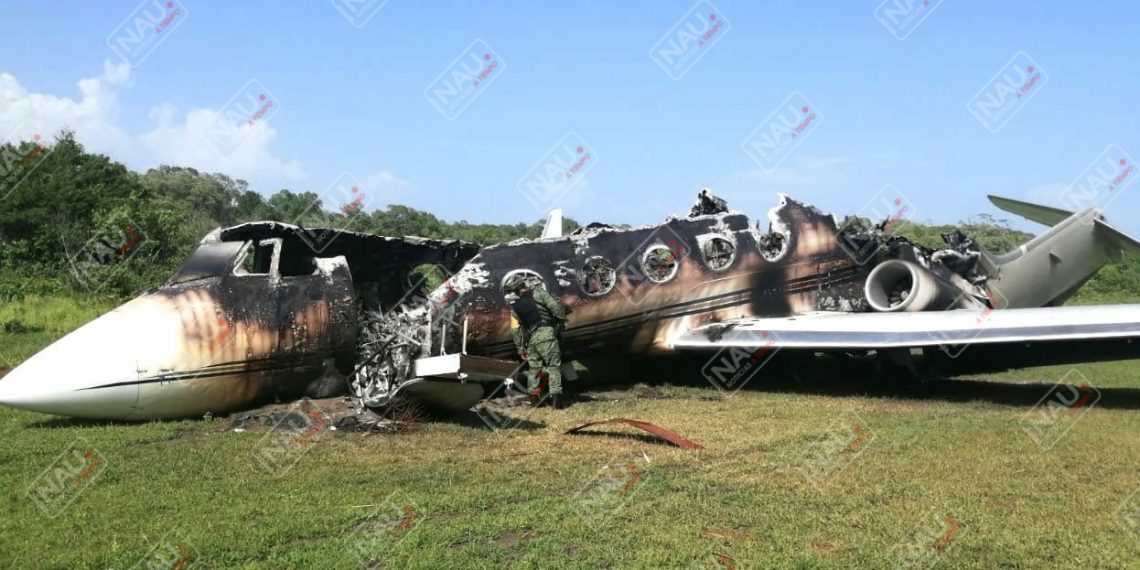 Incendian avioneta en Mapastepec