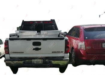 Tres vehículos abandonados son puestos a disposición de las autoridades